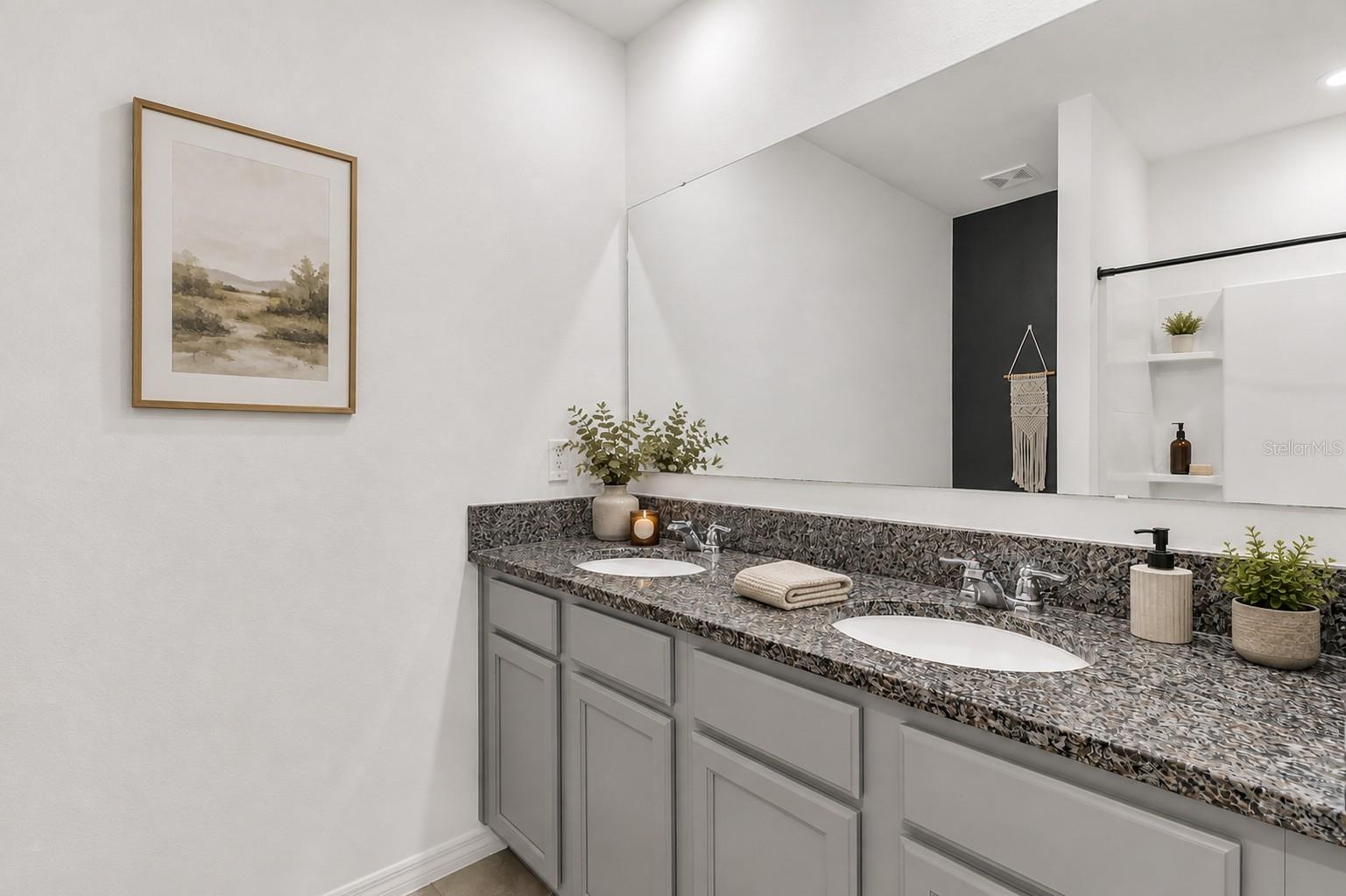 3664 Sungrove Cir Property Photo 14