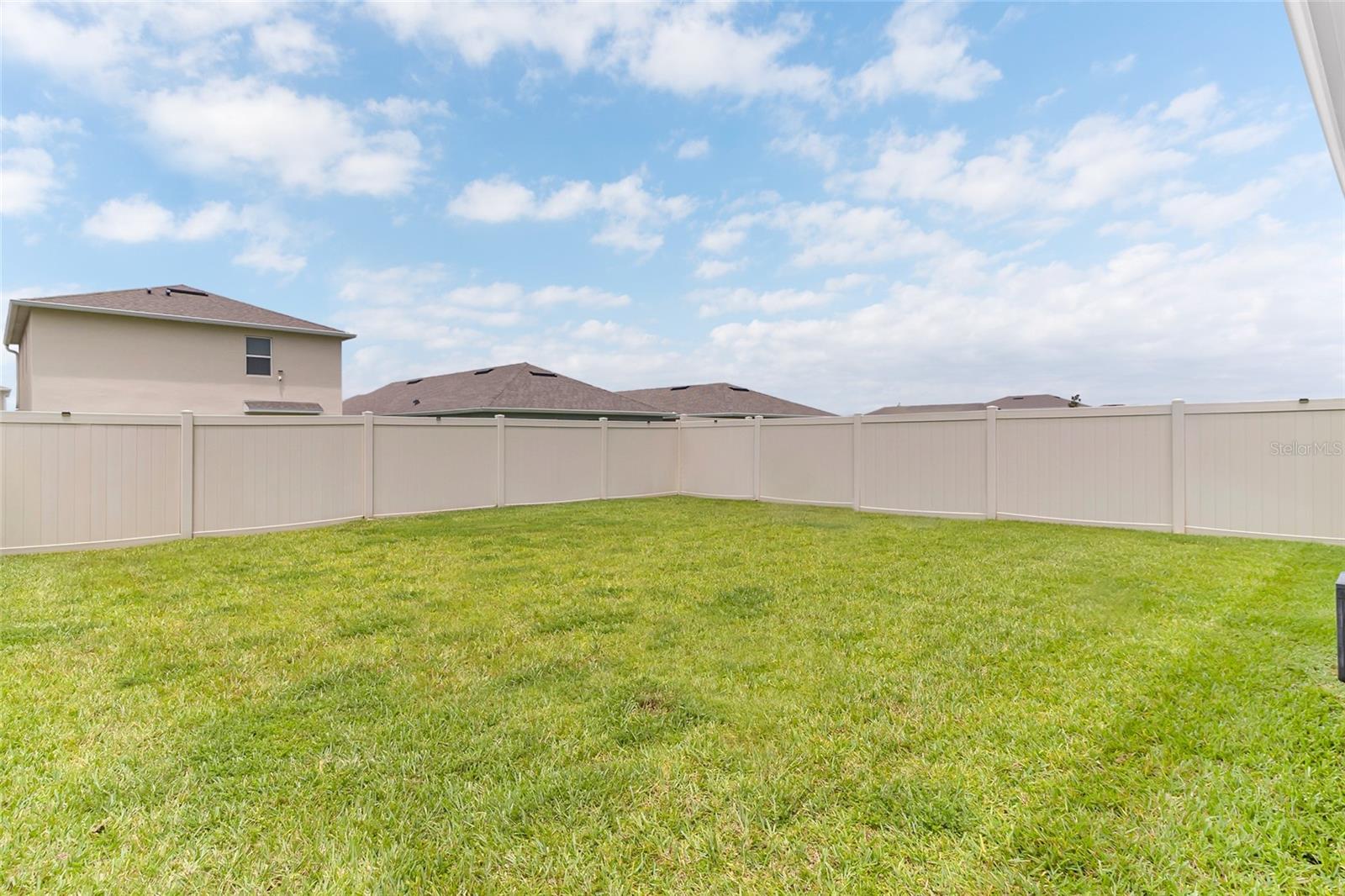 3664 Sungrove Cir Property Photo 22