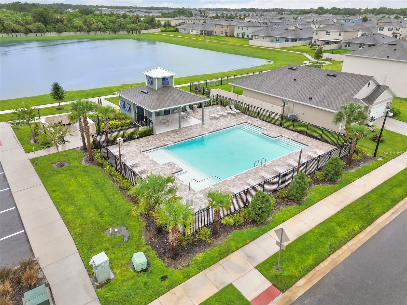 3664 Sungrove Cir Property Photo 31