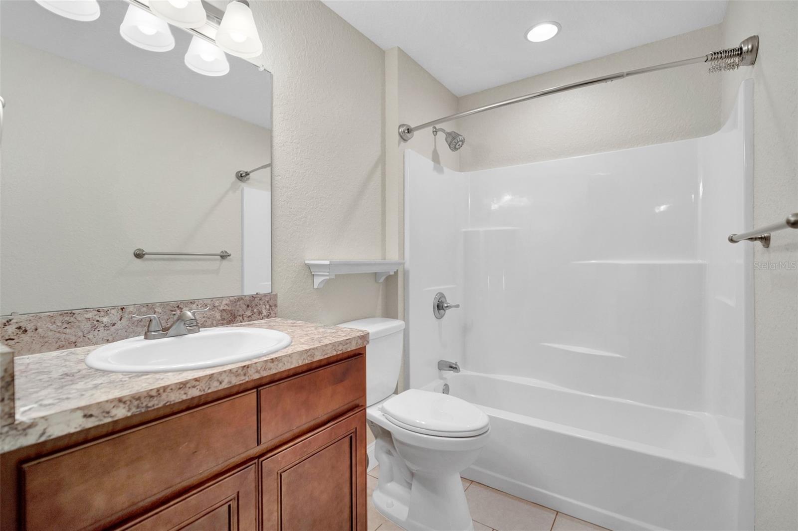 1509 E Elm Rd Property Photo 21
