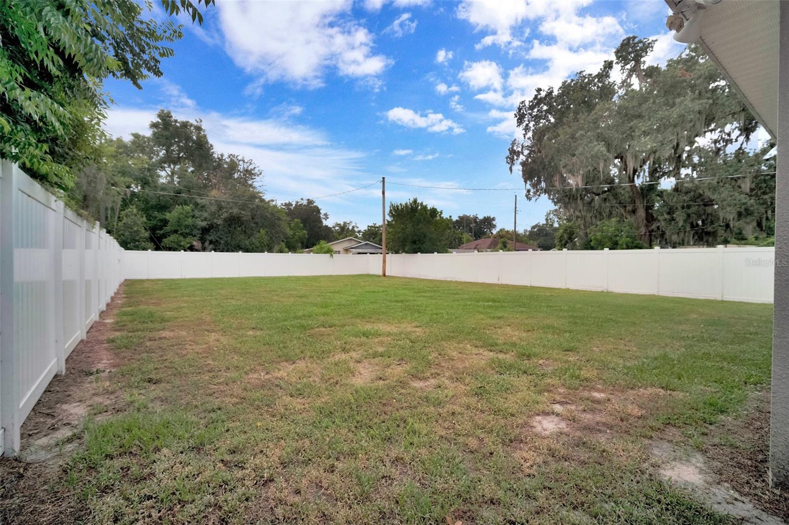 1509 E Elm Rd Property Photo 32