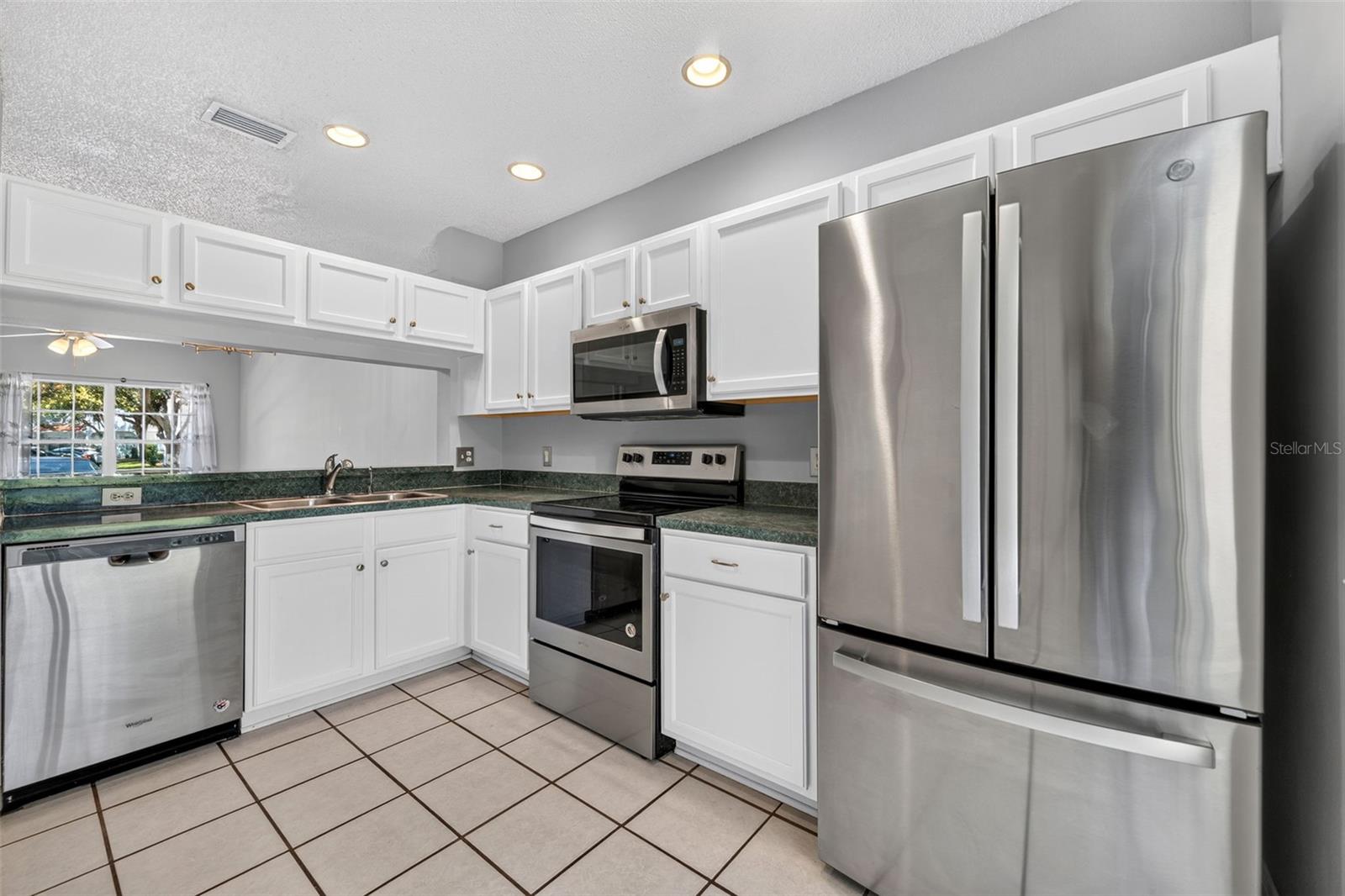17403 Flatwoods Key Dr Property Photo 12