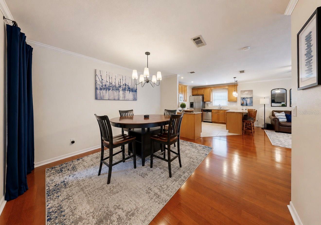 1005 Highgrove Ct Property Photo 10