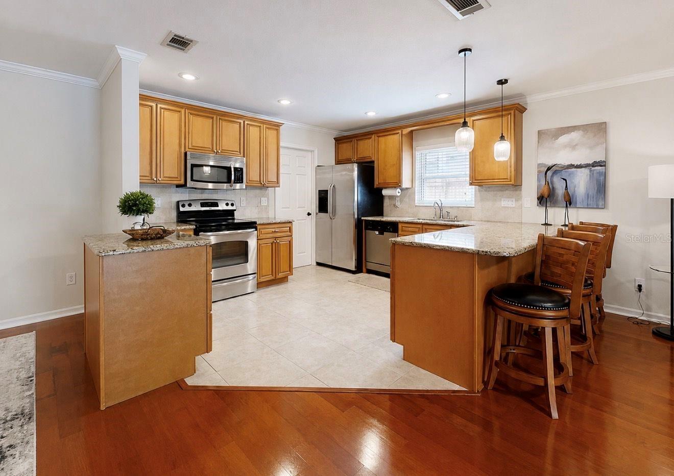 1005 Highgrove Ct Property Photo 12