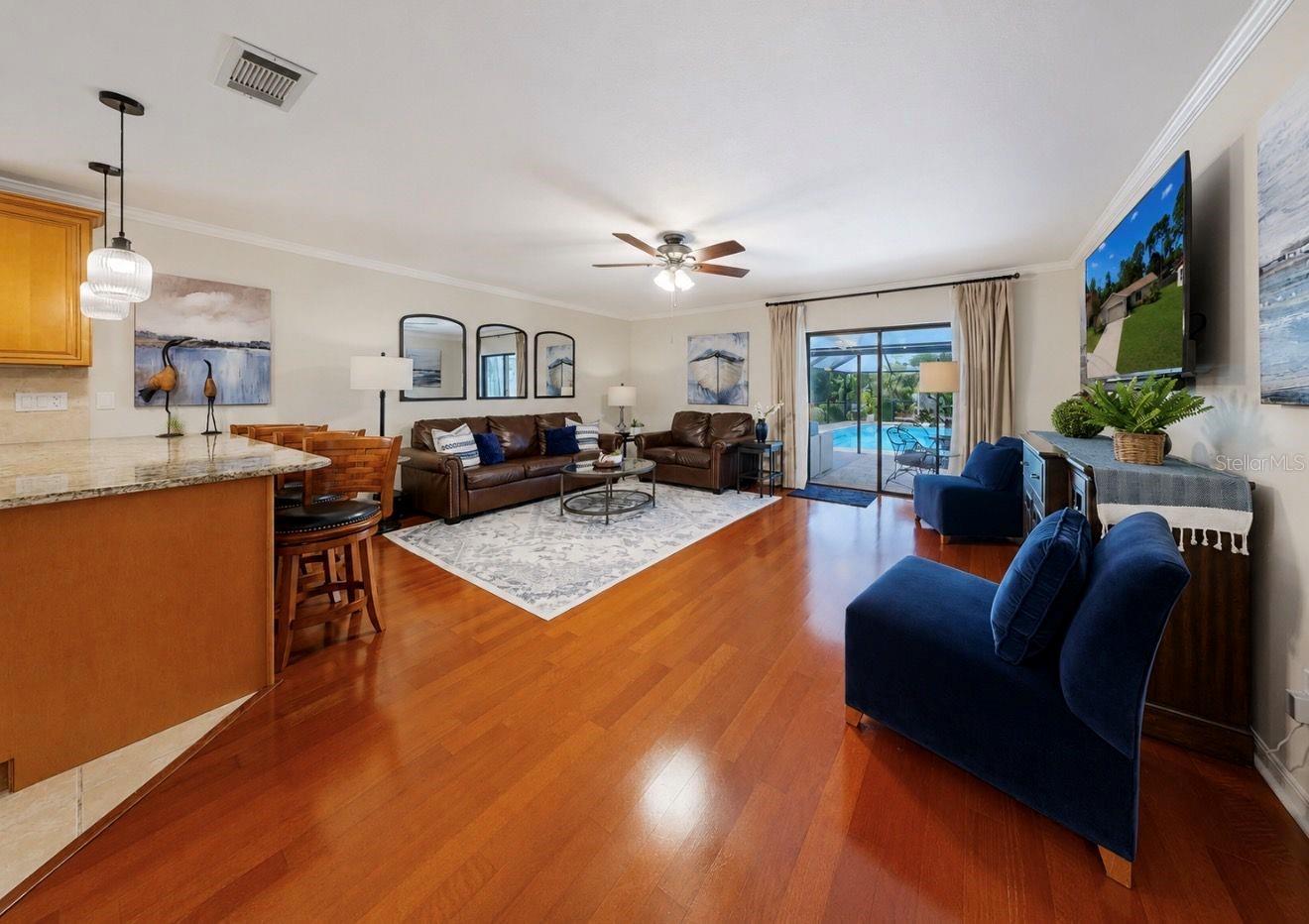 1005 Highgrove Ct Property Photo 14