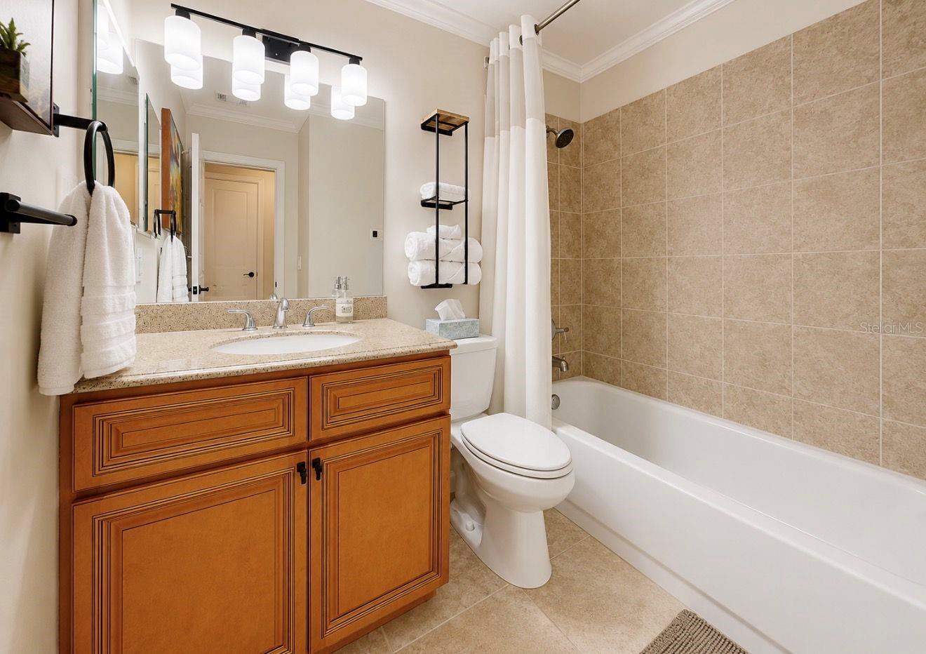 1005 Highgrove Ct Property Photo 22