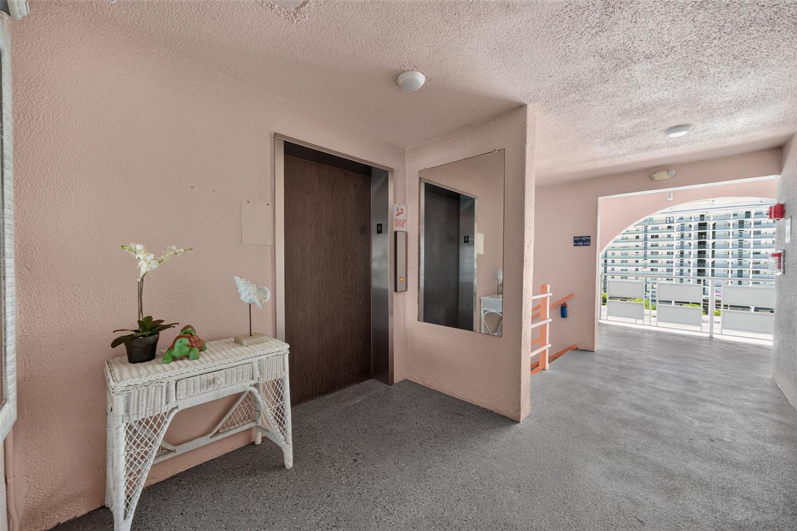 6025 Shore Blvd S #602 Property Photo 6
