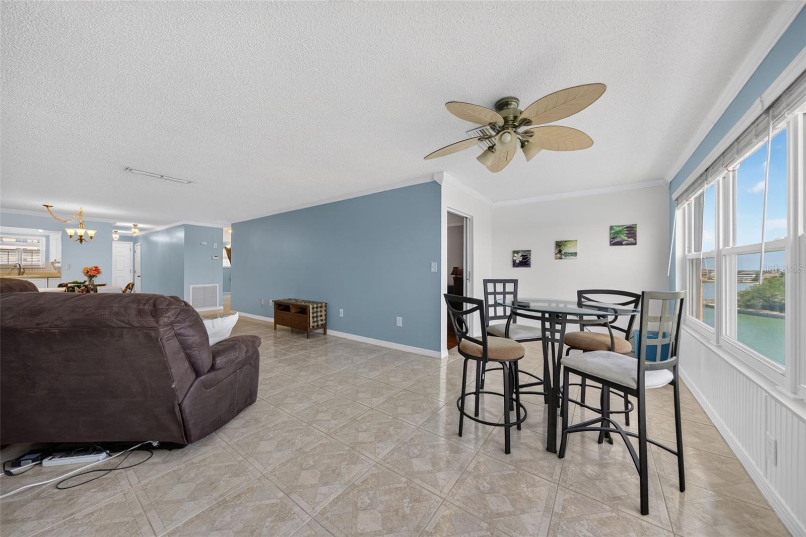 6025 Shore Blvd S #602 Property Photo 23