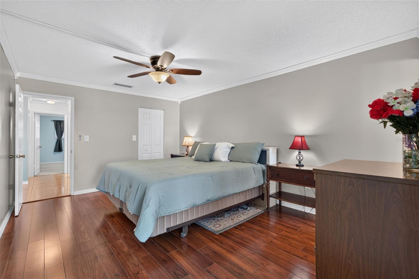 6025 Shore Blvd S #602 Property Photo 30