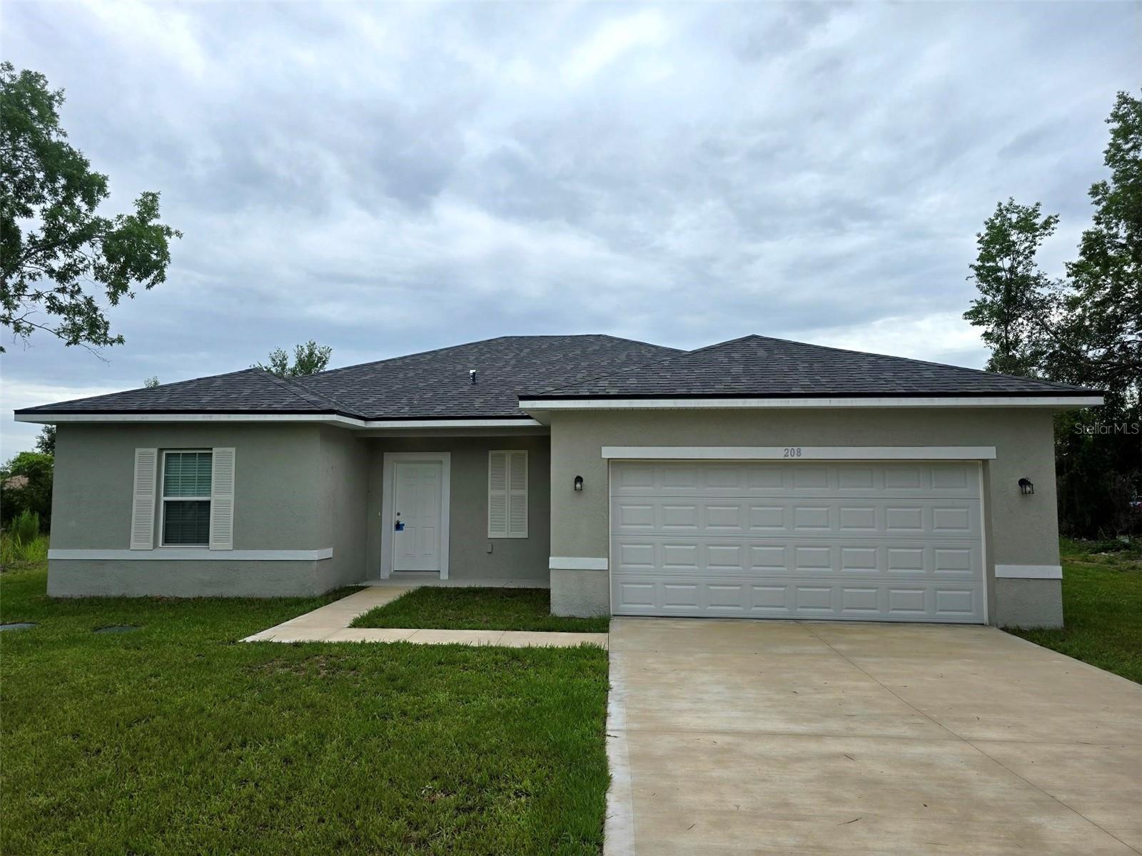 208 Locust Pass Property Photo 1