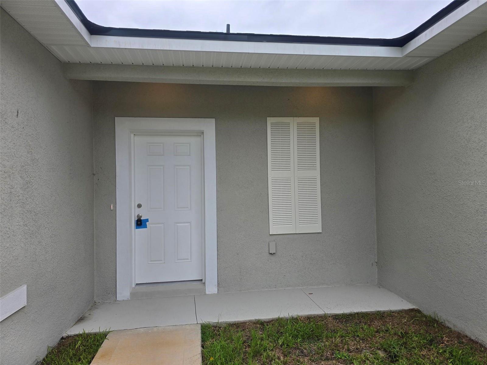208 Locust Pass Property Photo 2