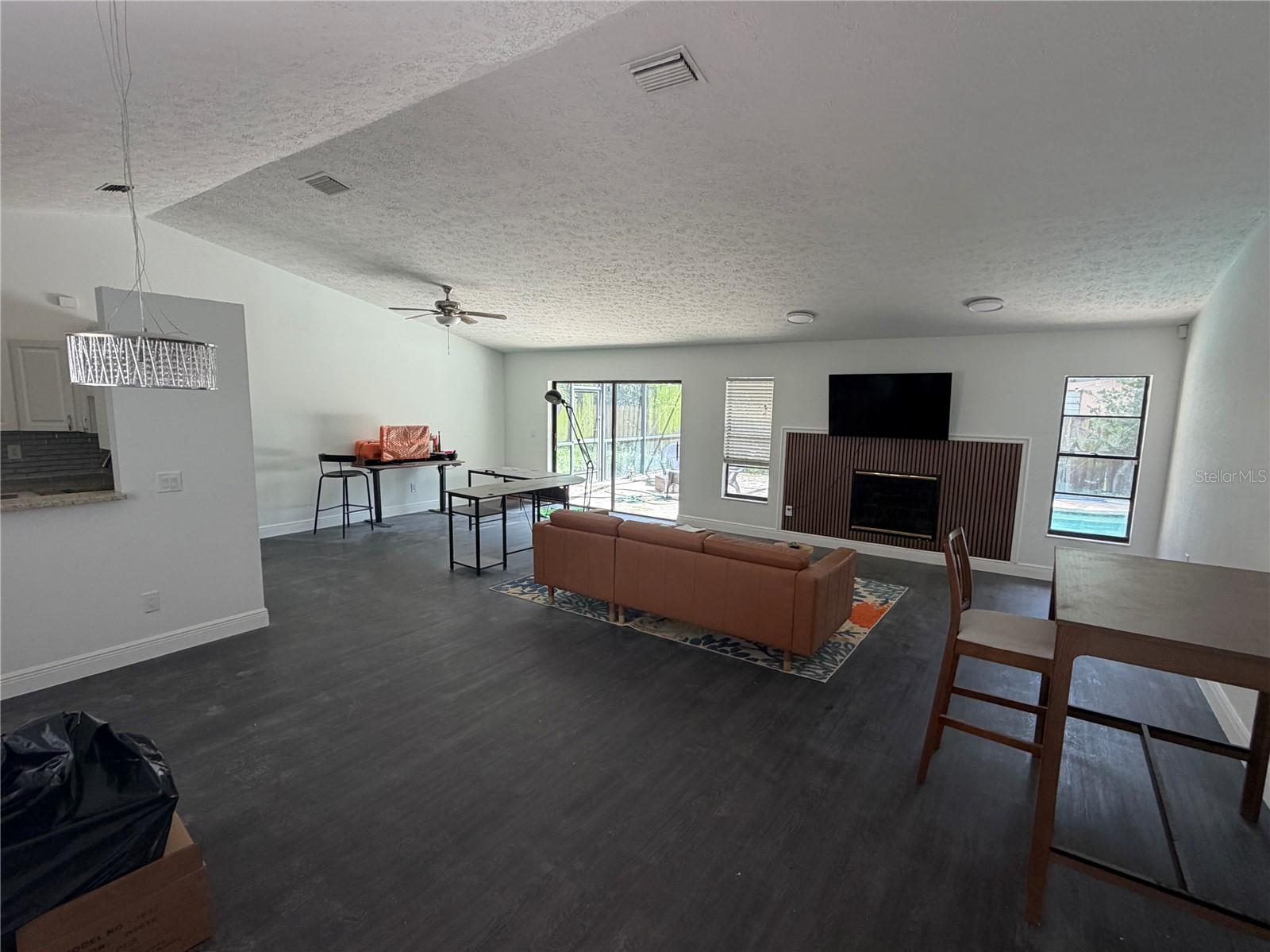 4601 Farmhouse Dr Property Photo 5