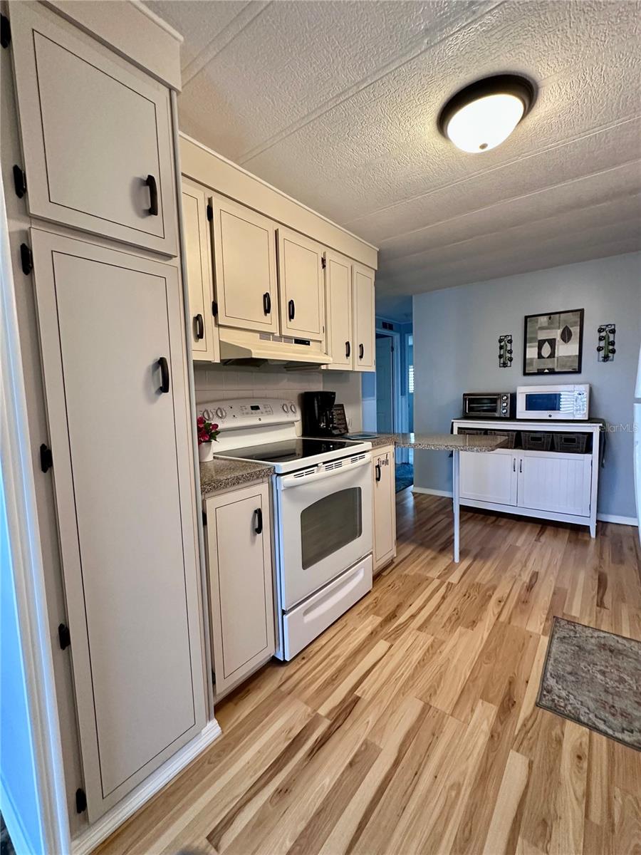 1100 Belcher Rd S #727 Property Photo 12
