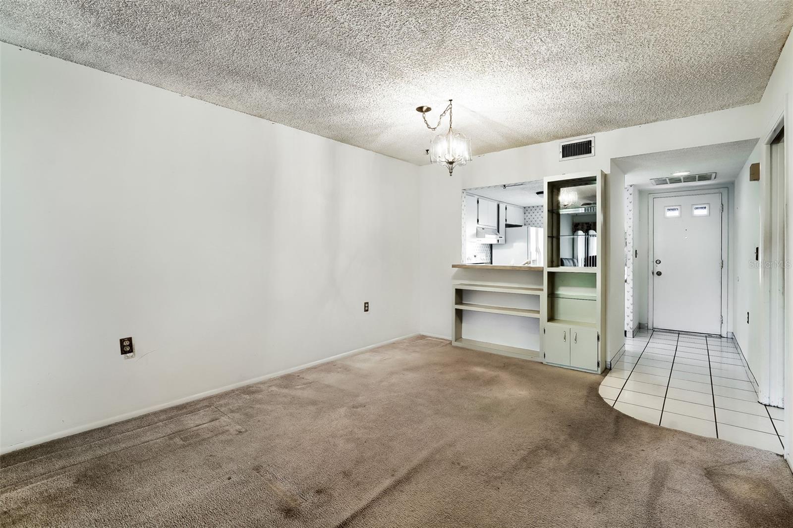11210 Carriage Hill Dr #6 Property Photo 6