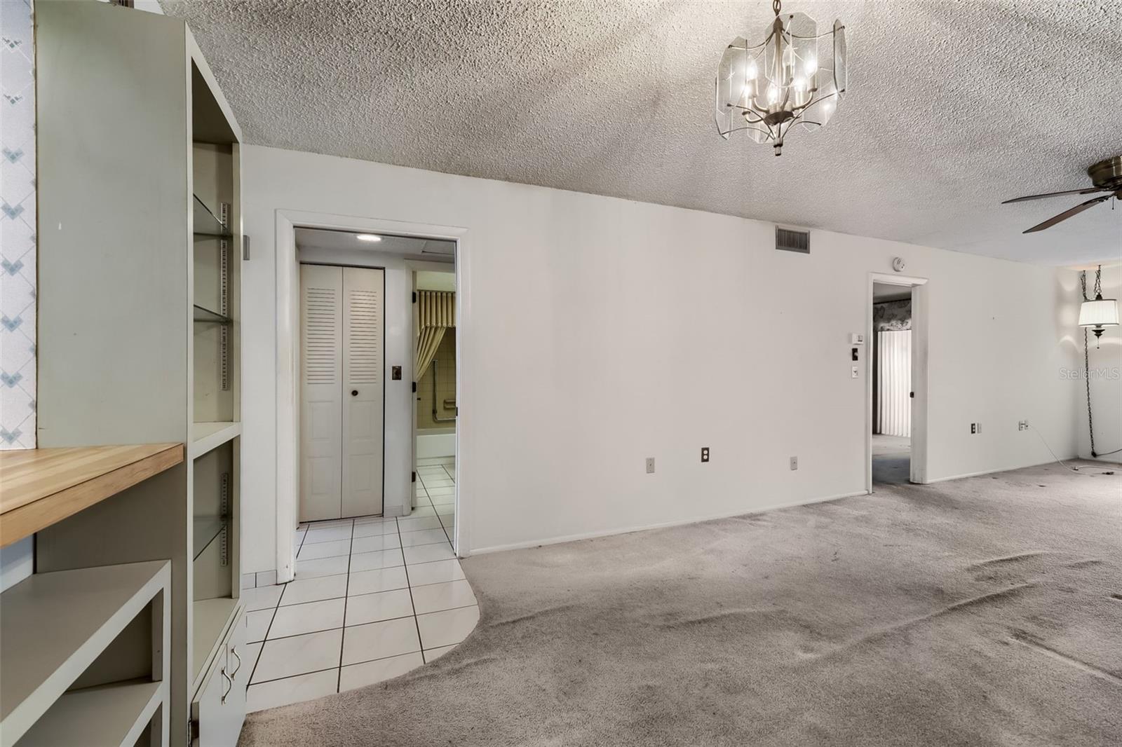 11210 Carriage Hill Dr #6 Property Photo 7