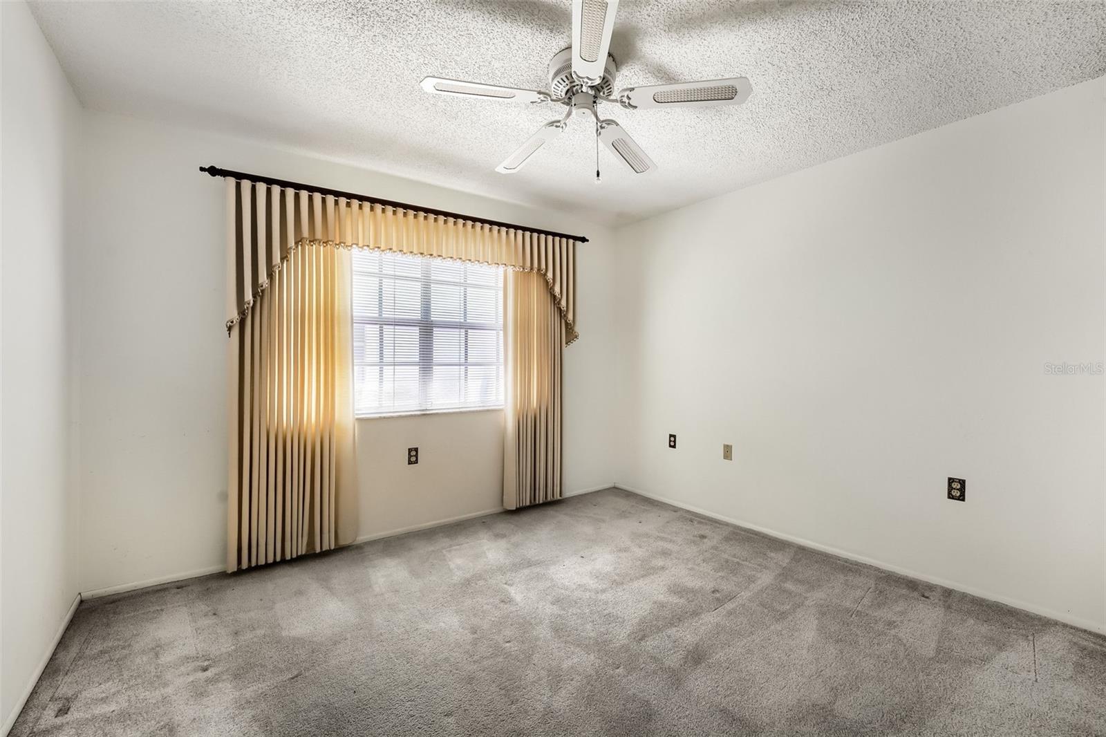 11210 Carriage Hill Dr #6 Property Photo 15