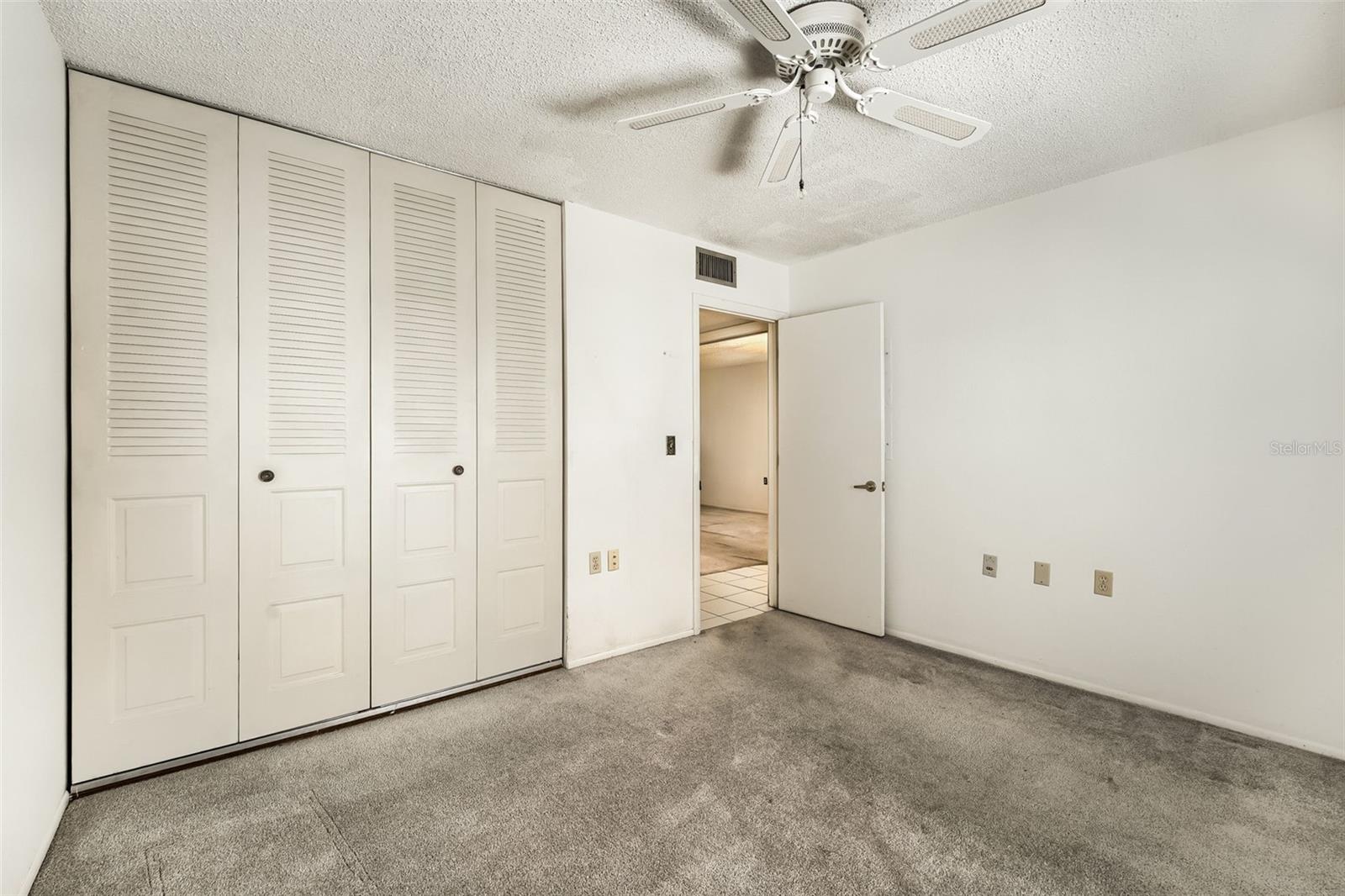 11210 Carriage Hill Dr #6 Property Photo 16