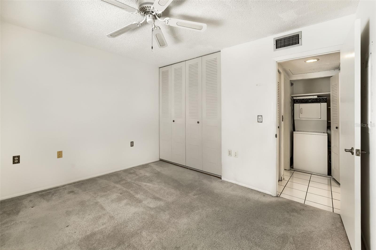 11210 Carriage Hill Dr #6 Property Photo 17