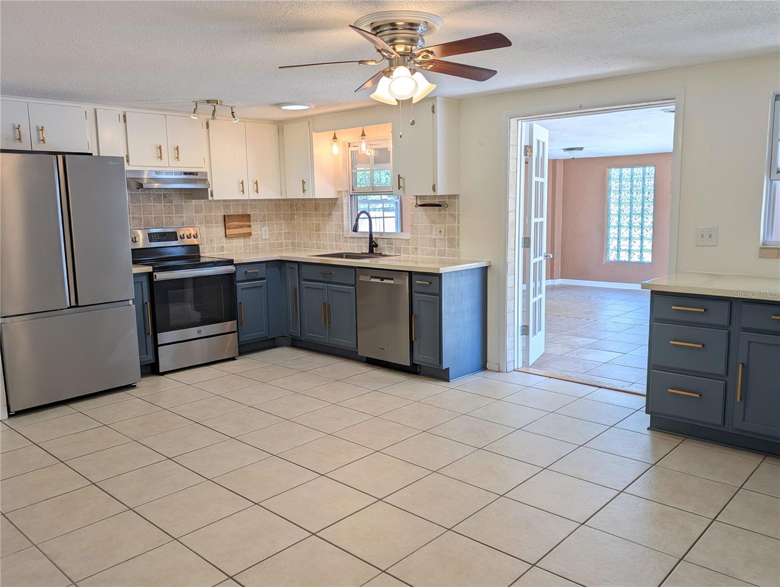 9705 W Pimpernel Ln Property Photo 9