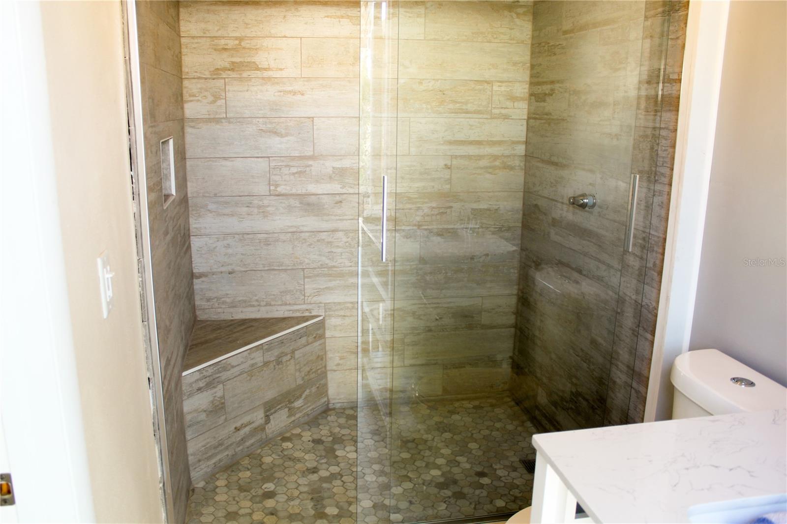 4457 Floramar Ter Property Photo 6