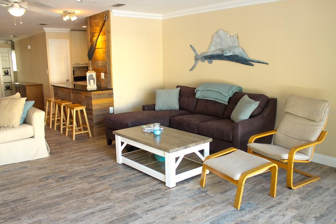 4457 Floramar Ter Property Photo 7