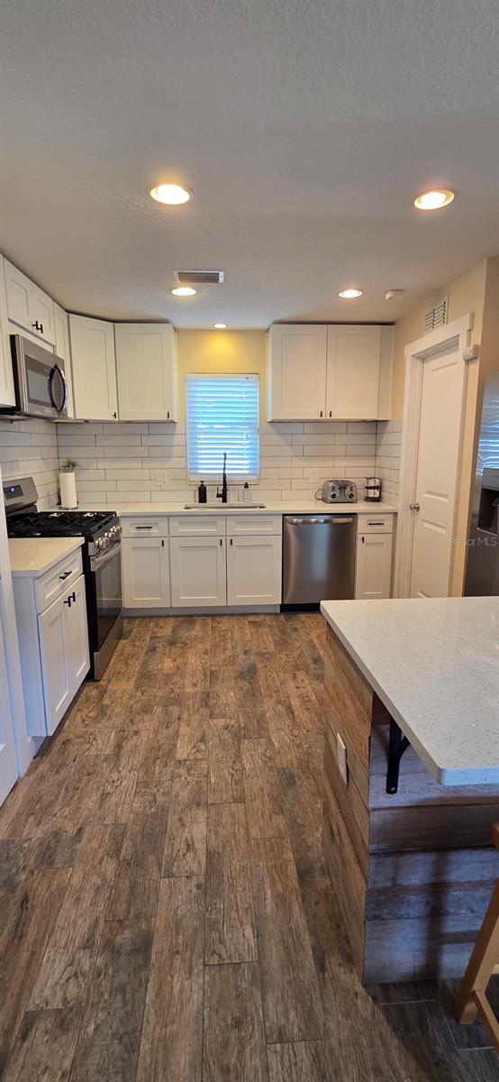 4457 Floramar Ter Property Photo 11