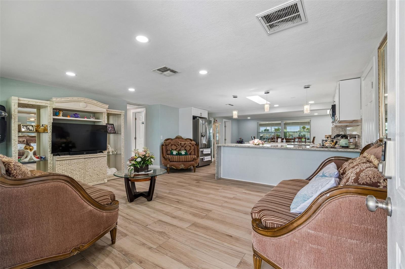 12617 4th Isle Property Photo 9