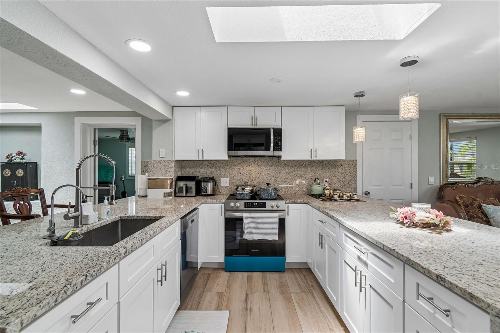 12617 4th Isle Property Photo 15