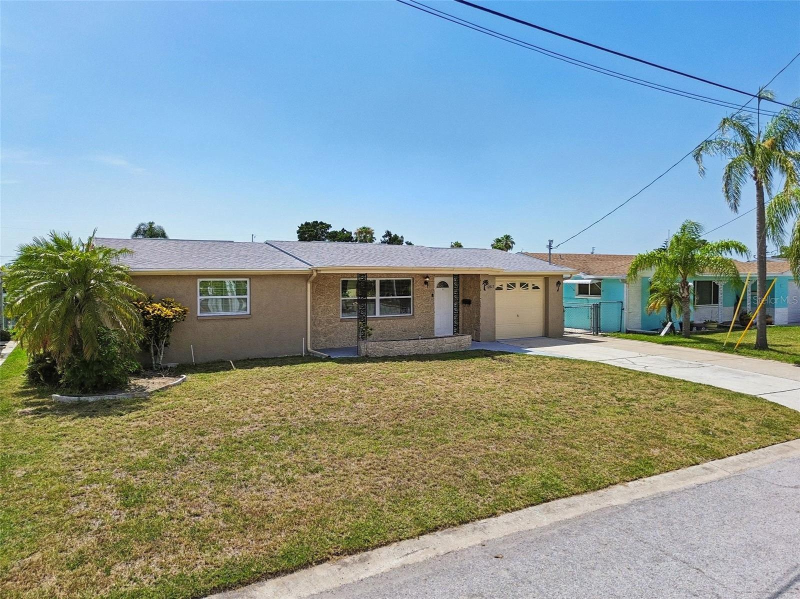 12617 4th Isle Property Photo 42