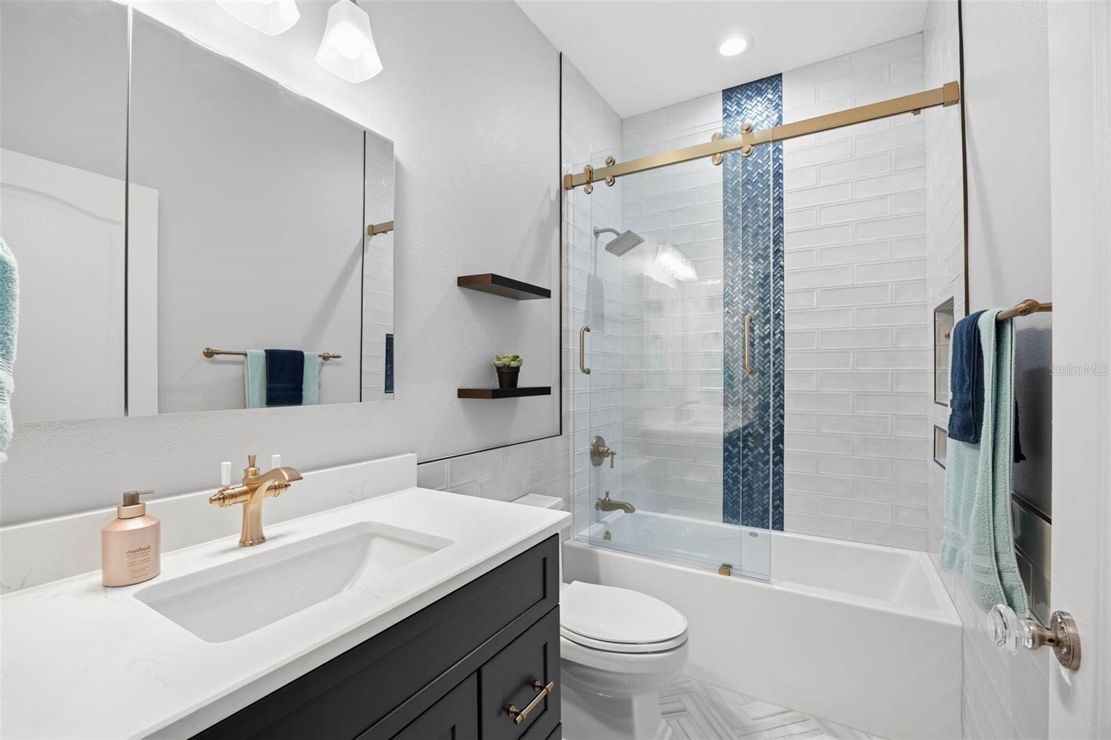 9613 W Park Village Dr Property Photo 17