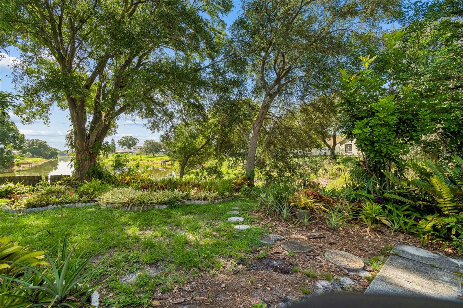 16509 Round Oak Dr Property Photo 39