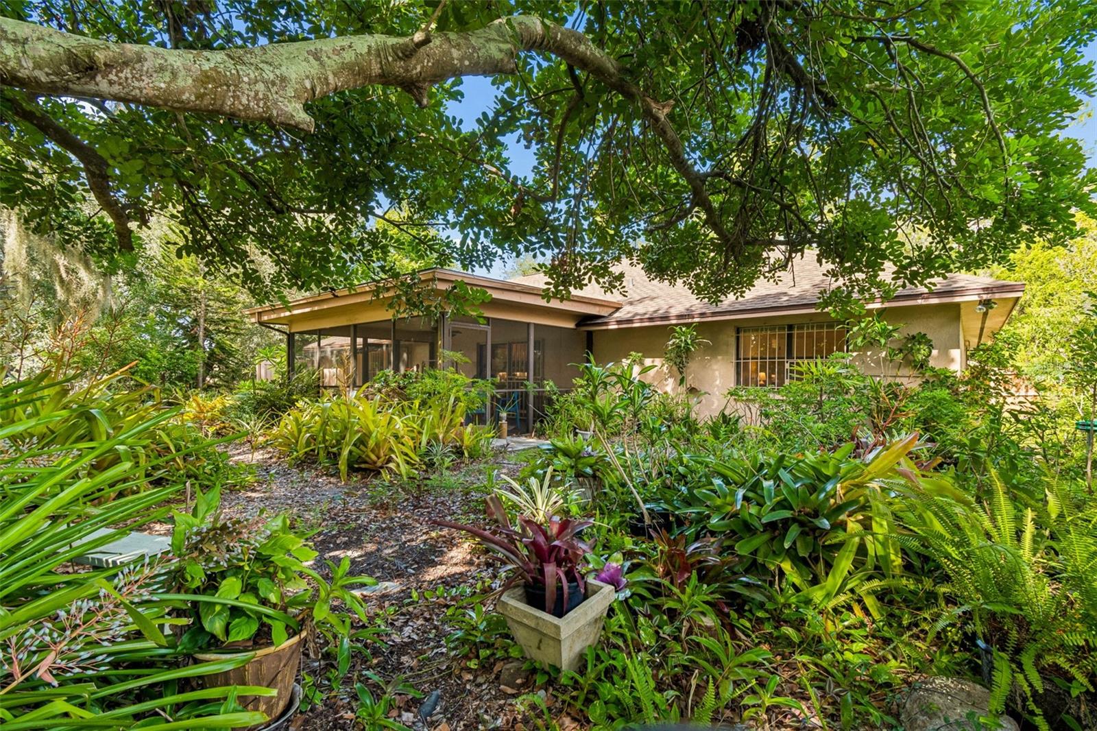 16509 Round Oak Dr Property Photo 47