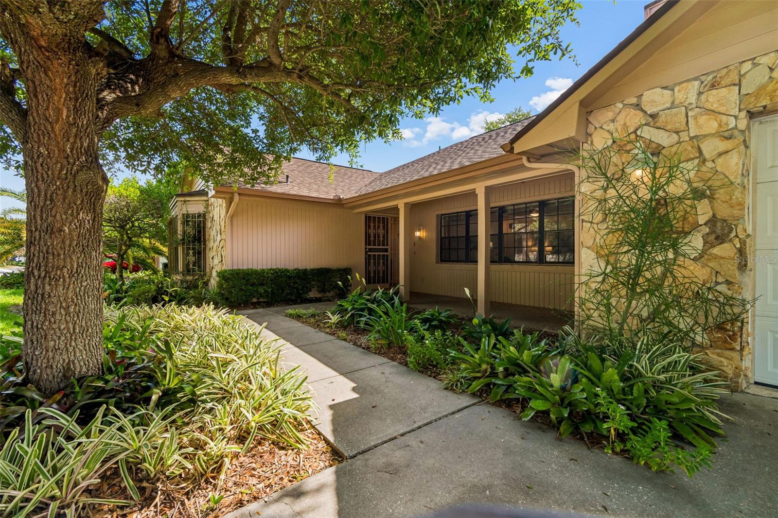 16509 Round Oak Dr Property Photo 48
