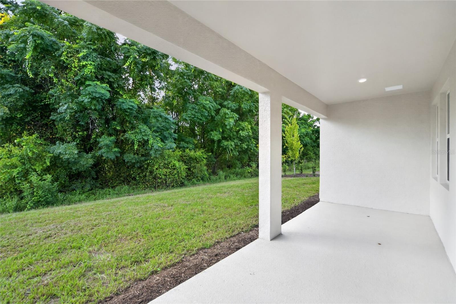 1634 Cane Bamboo Dr Property Photo 24