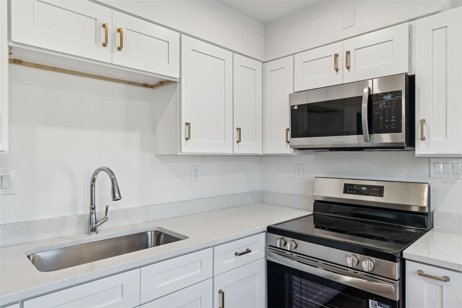 14919 N Bayshore Dr #1 Property Photo 15