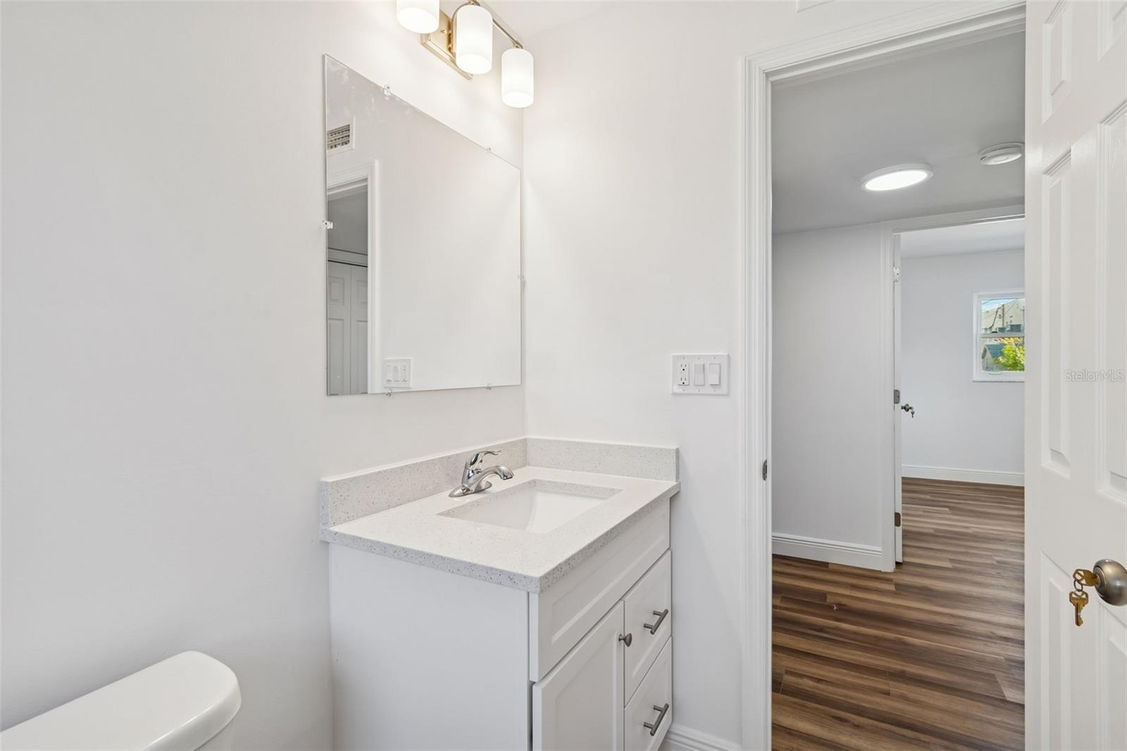 14919 N Bayshore Dr #1 Property Photo 24