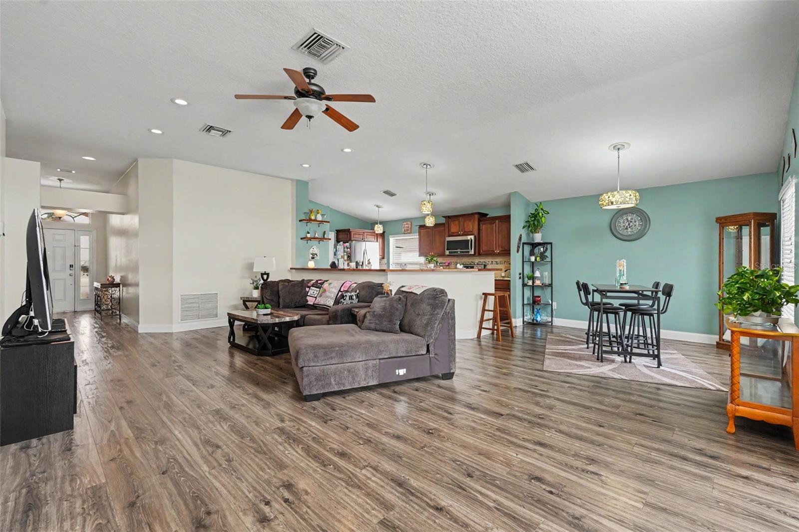 11531 Misty Isle Ln Property Photo 10