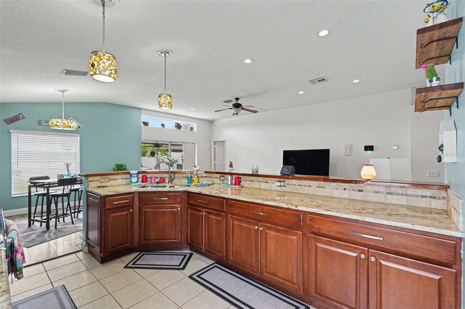 11531 Misty Isle Ln Property Photo 13
