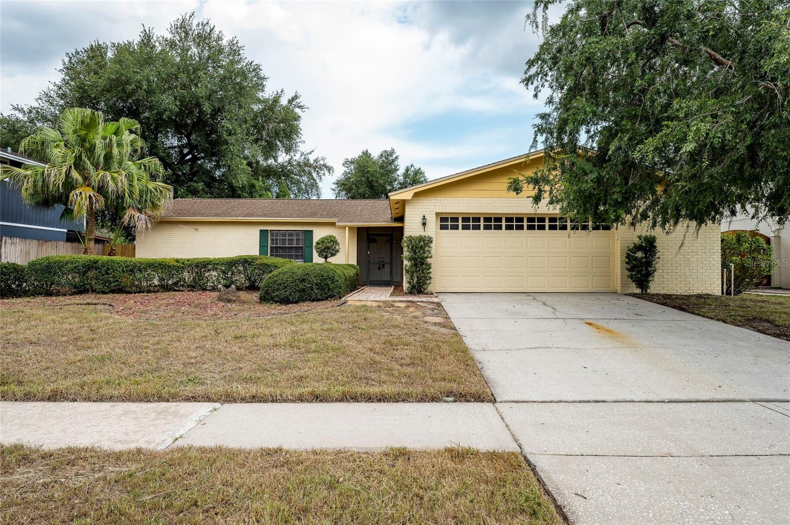 4702 SOUTHBREEZE DR