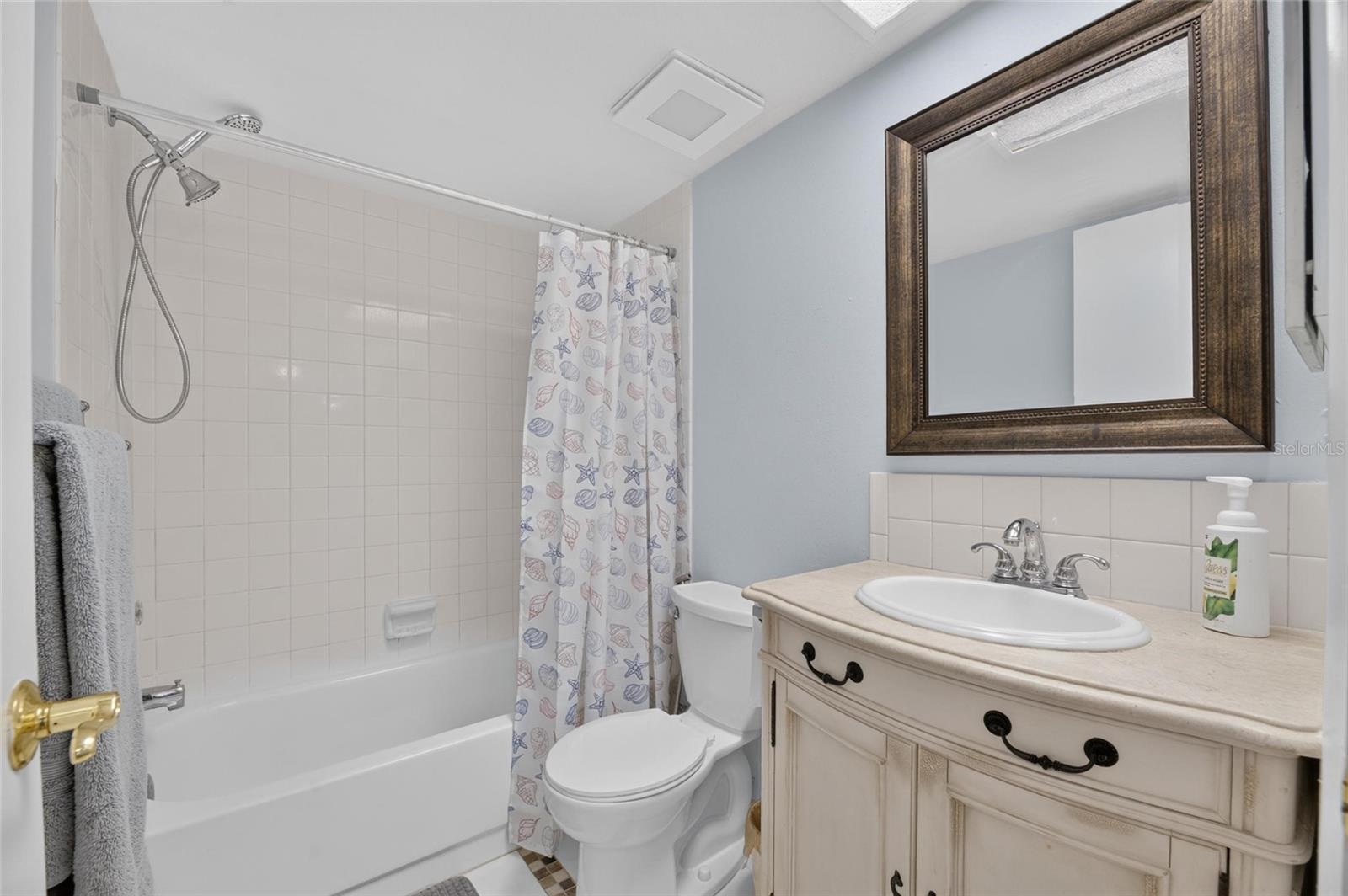 115 Lakeview Pl #115 Property Photo 41