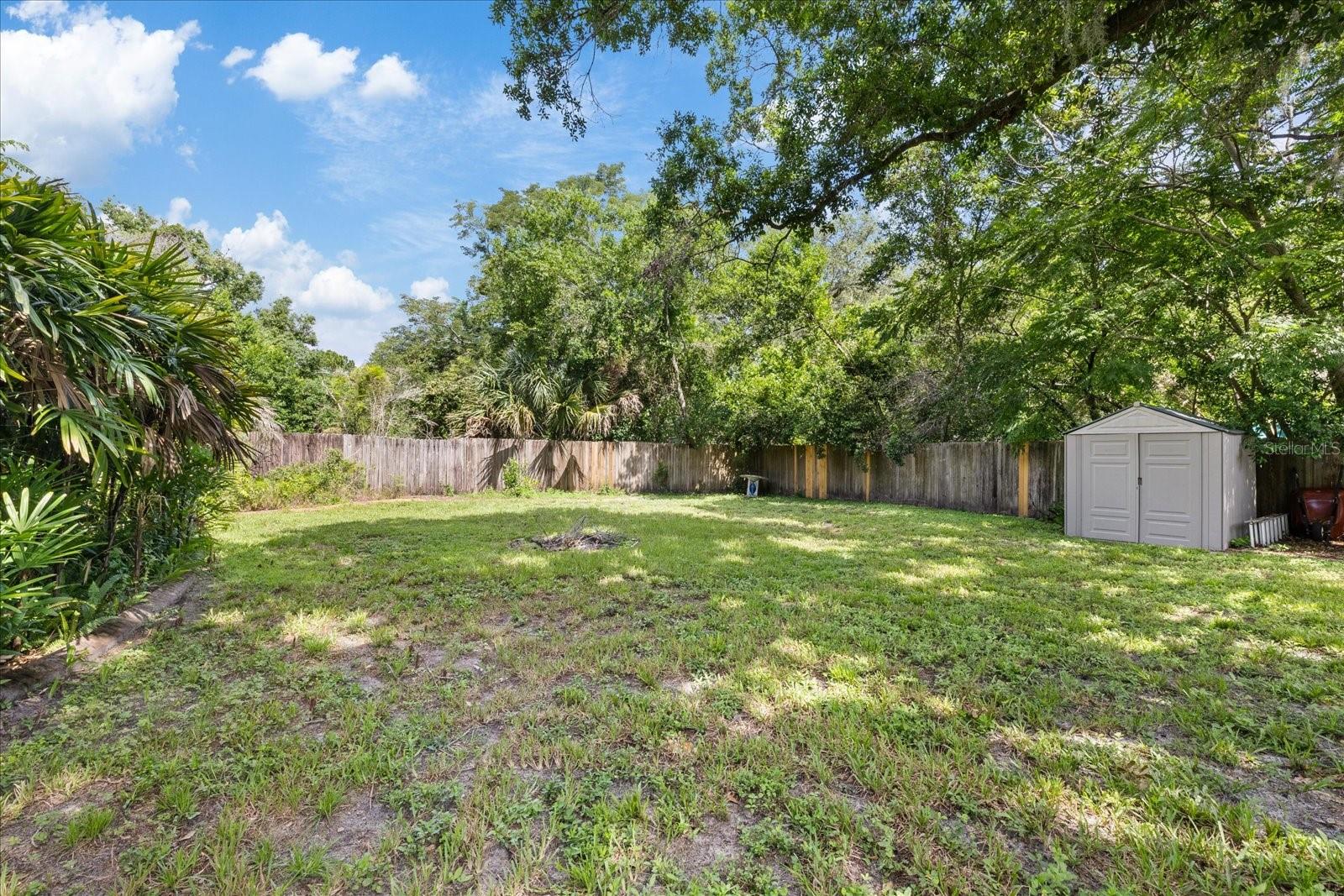 12510 Noreast Lake Dr Property Photo 38