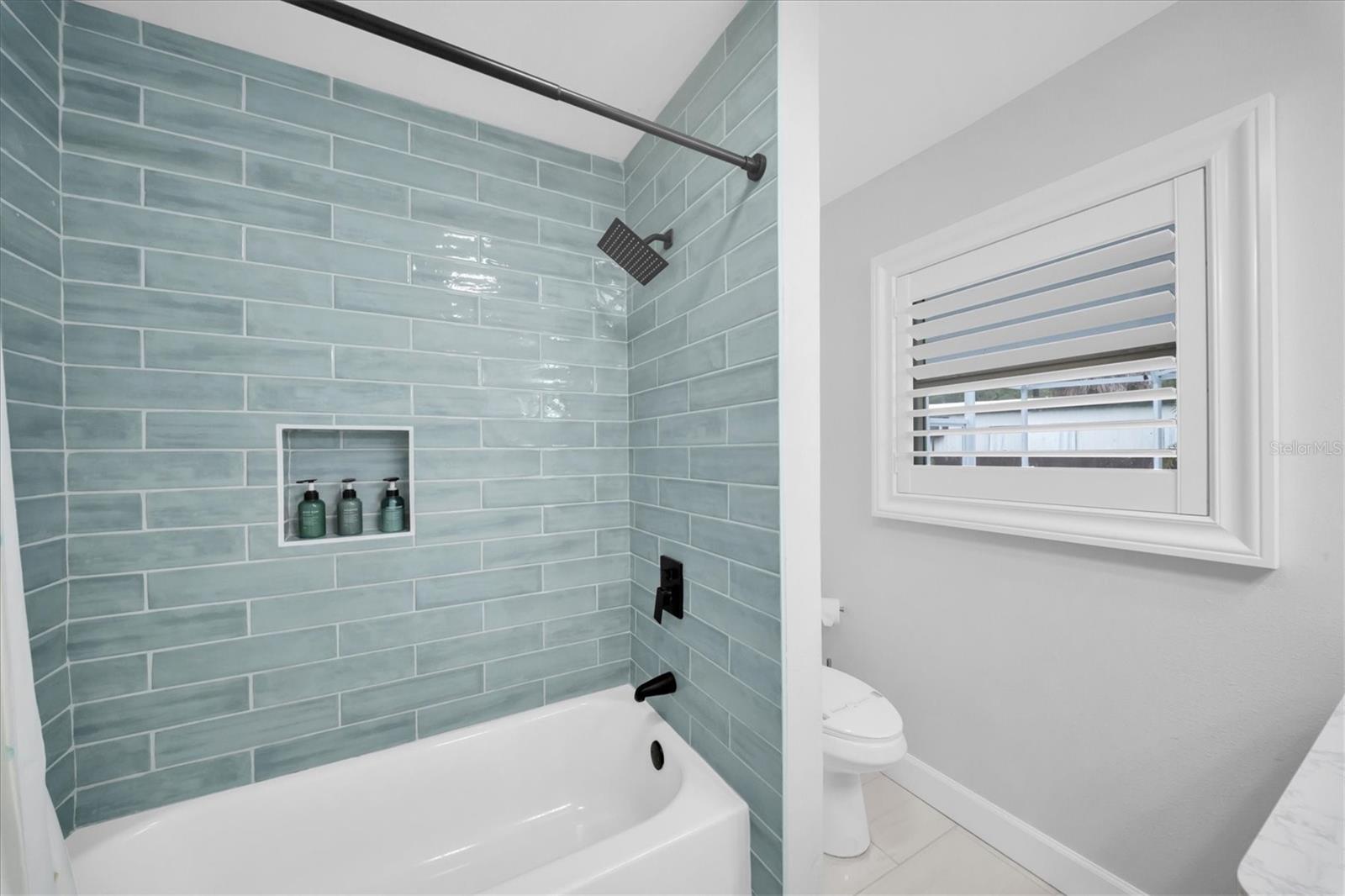 4986 Woodland Dr Property Photo 24