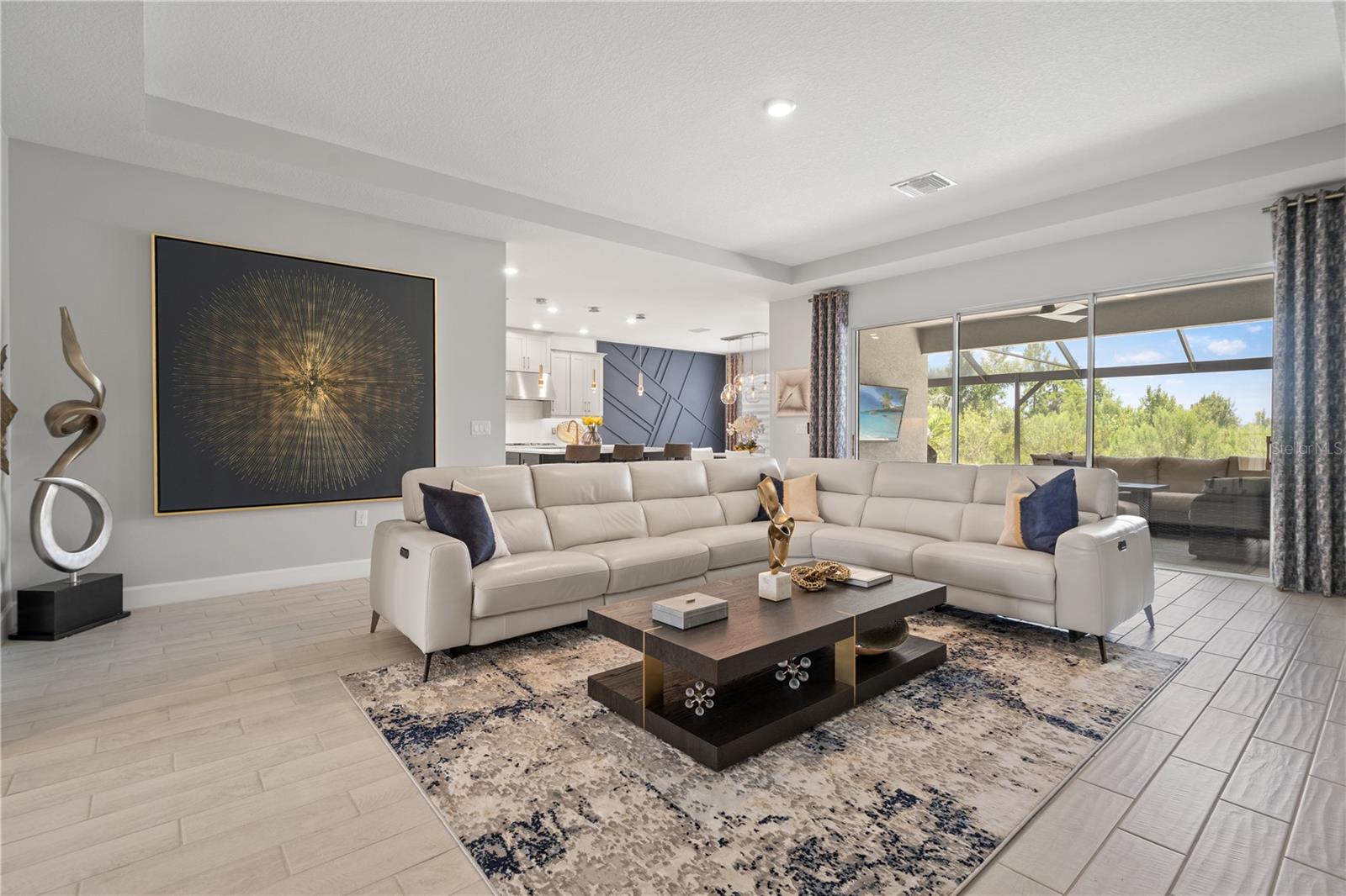 33875 Castaway Loop Property Photo 11