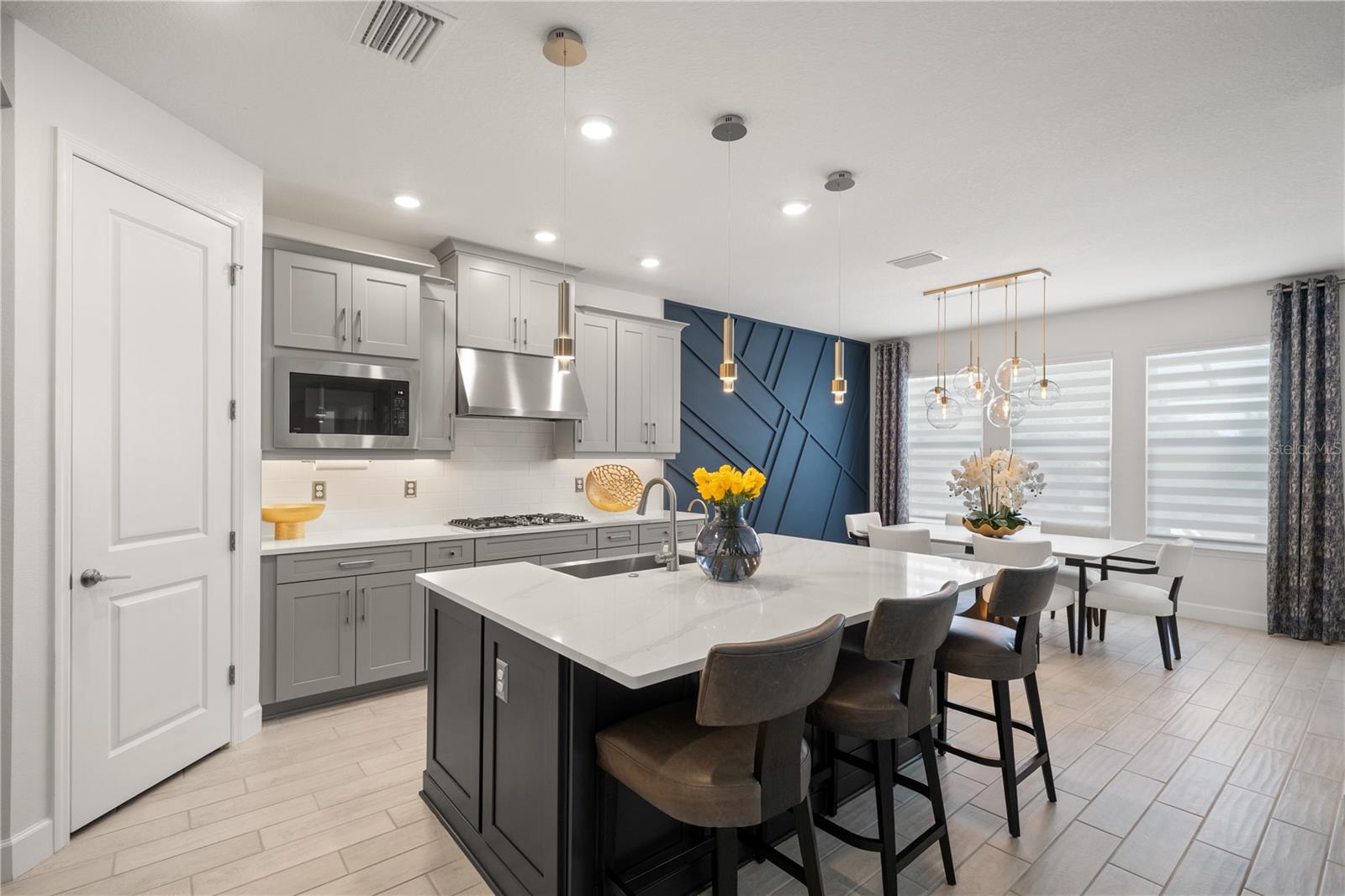 33875 Castaway Loop Property Photo 16