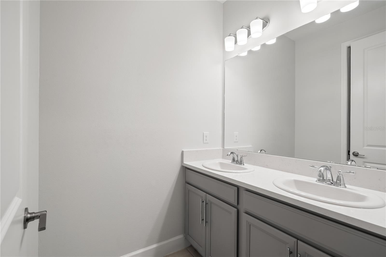 33875 Castaway Loop Property Photo 29
