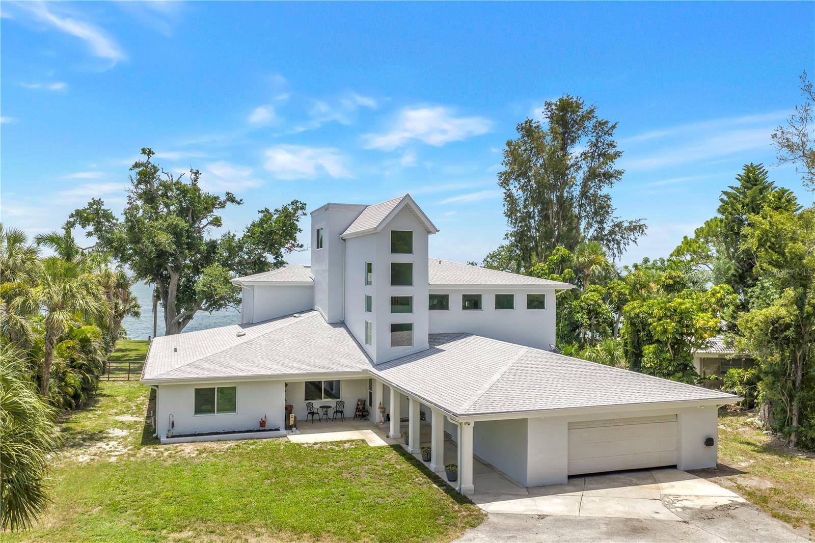 2280 PINELLAS POINT DR S