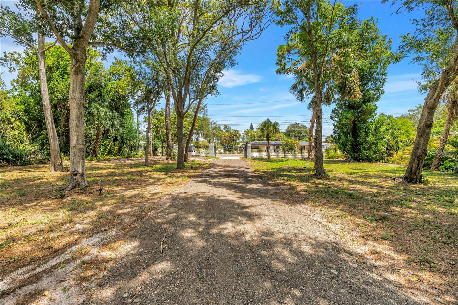 2280 Pinellas Point Dr S Property Photo 6