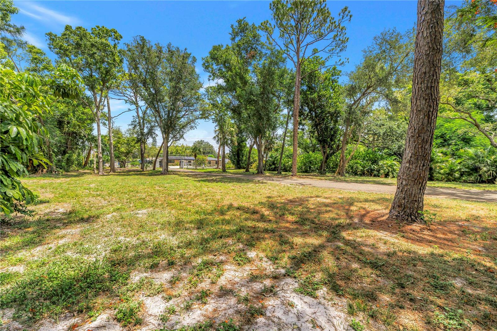 2280 Pinellas Point Dr S Property Photo 7