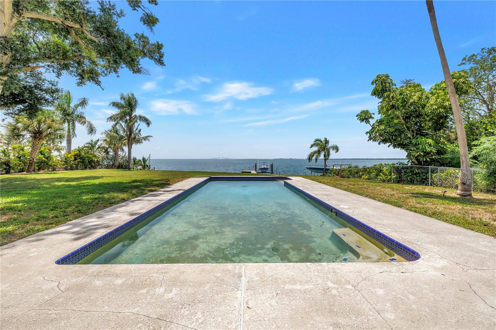 2280 Pinellas Point Dr S Property Photo 74
