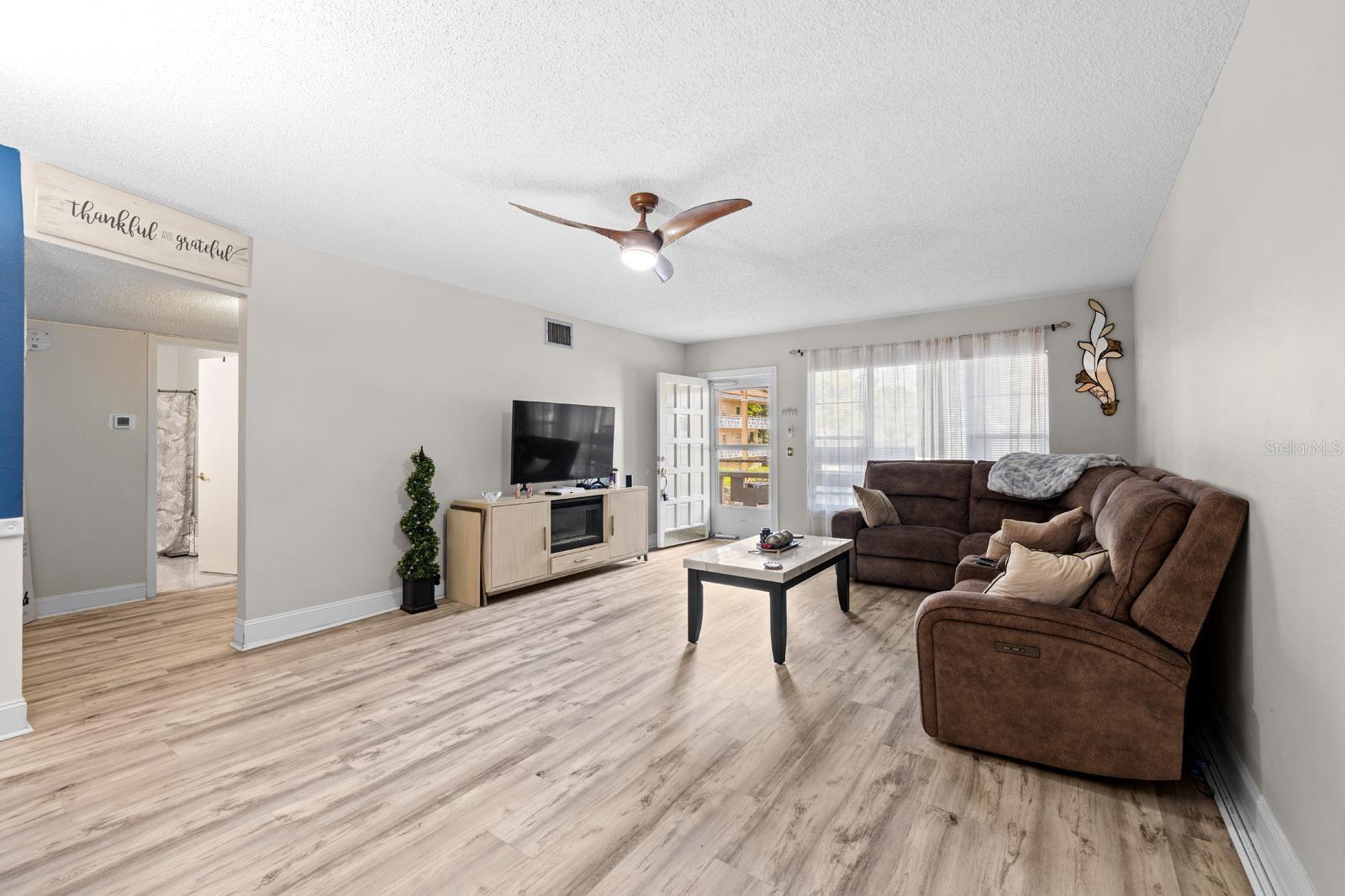 2416 World Parkway Blvd #26 Property Photo 3